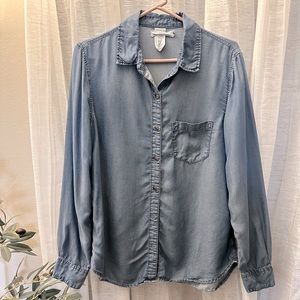 Soft Denim Long Sleeve Button-Up Shirt Size 12